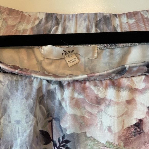 Ripe Floral Print Off The Shoulder Dress (M) - Picture 3 of 8